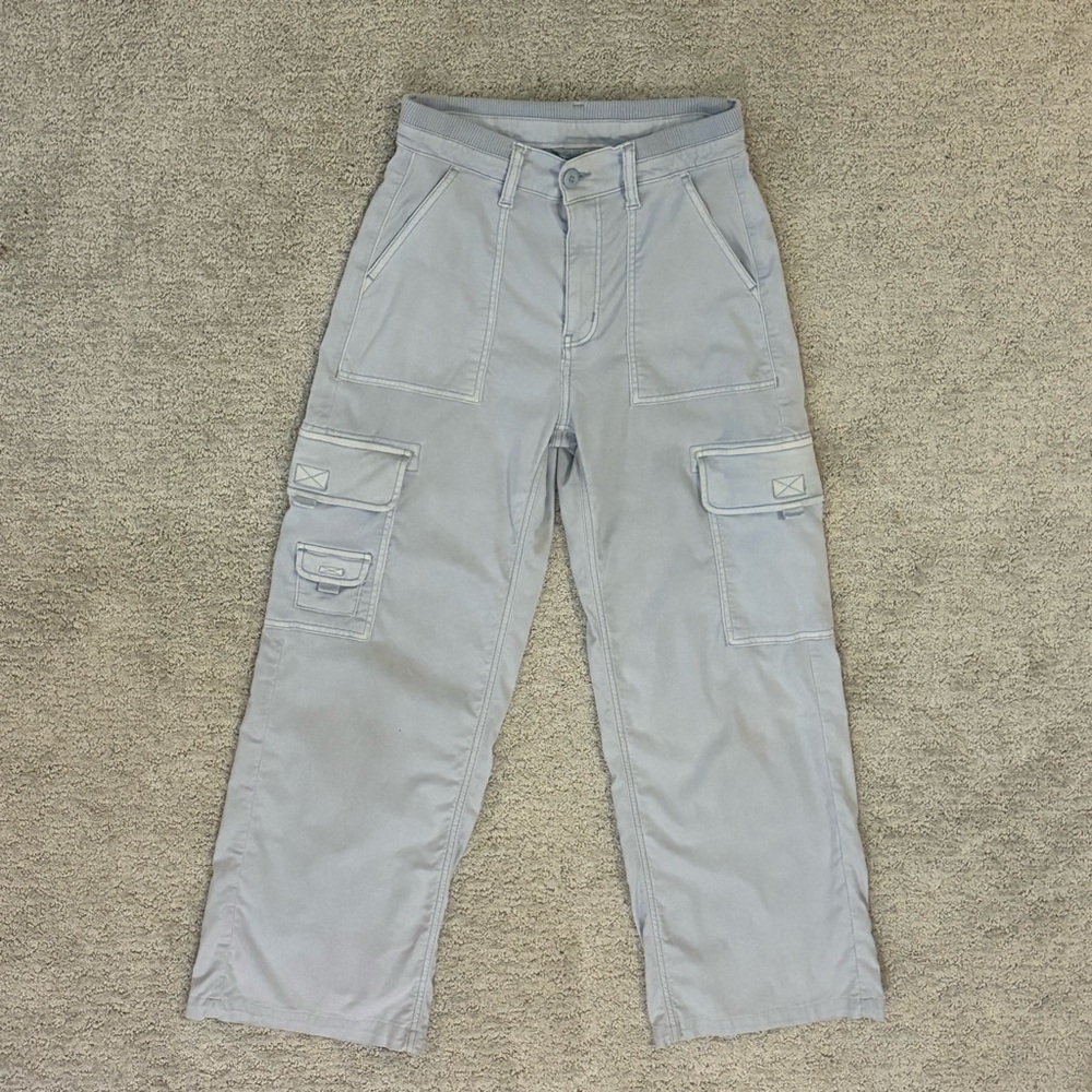 EUC American Eagle Outfitters Light Blue Cargo Pants